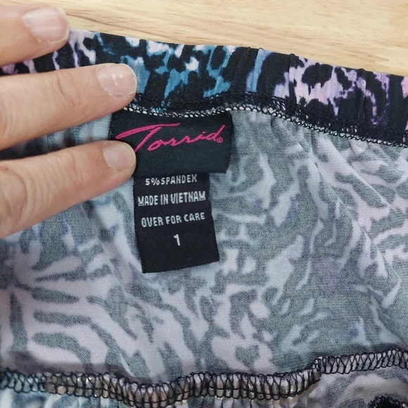 Torrid purple & blue Tiger Pattern tube top Swim top 90s Y2K Retro - Picture 4 of 6